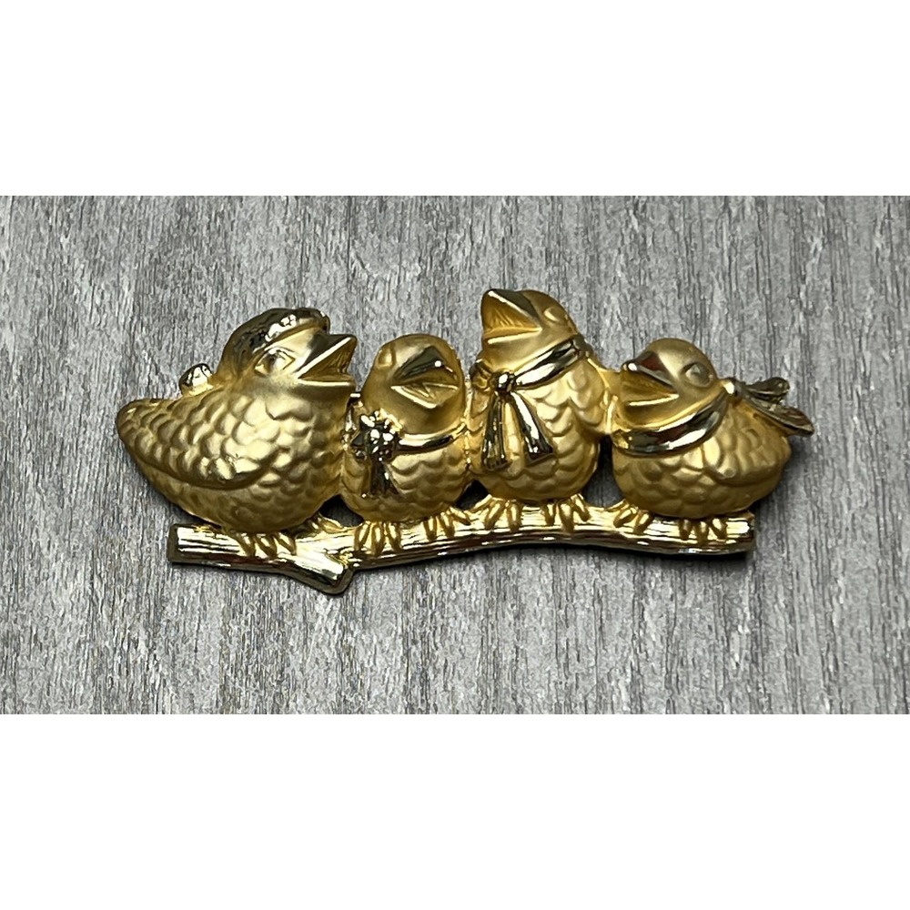 AJC Vintage Gold Tone Four Birds on a Branch Brooch Pin Textured Finish